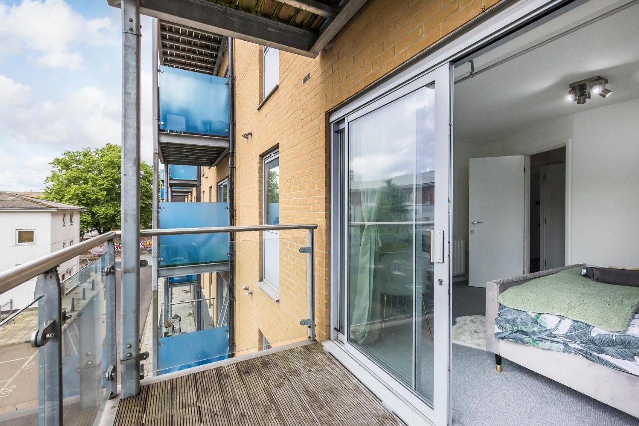 Bow Wharf Apartments Londres Exterior foto